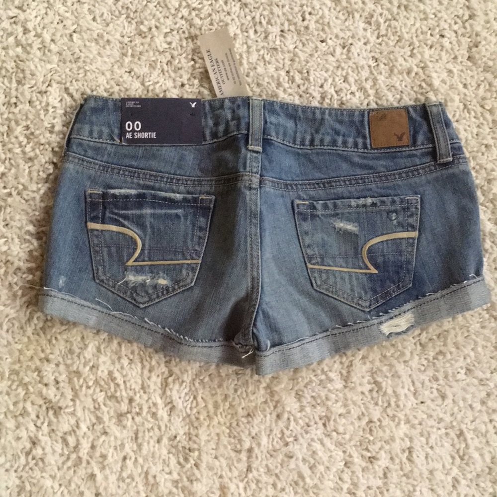 AEO Shortie Shorts NWT Size 00 - Picture 1 of 8